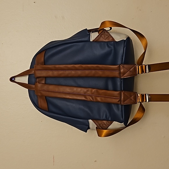 Adrienne Vittadini | Tan, Brown & Navy Blue Four Pocket Backpack - Picture 4 of 7